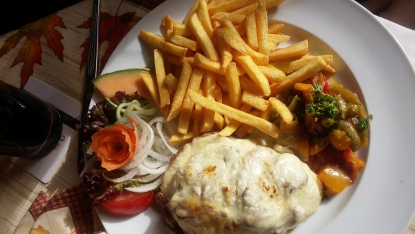 Steak au Four mit Pommes Frites